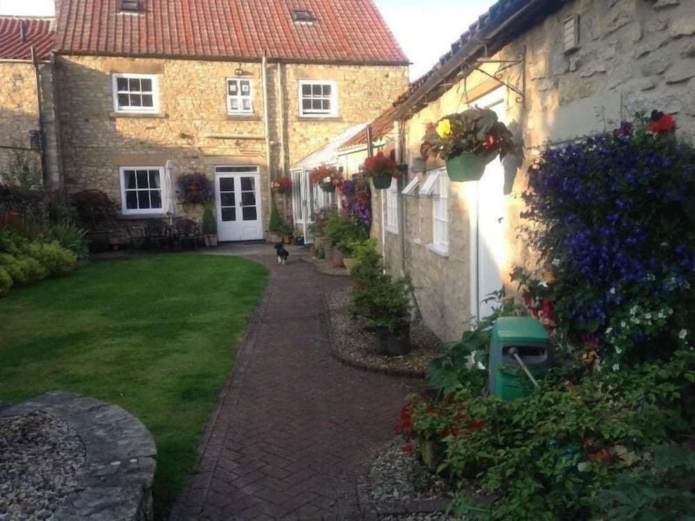 Stilworth House — 4-Star Luxury Hotel in Helmsley, United Kingdom