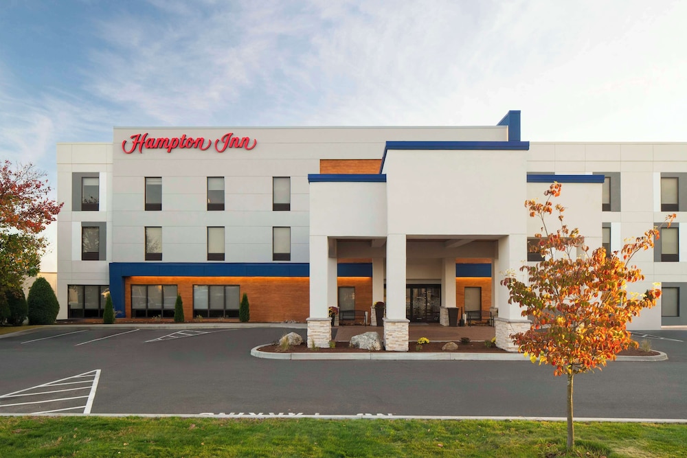 Hampton Inn Chicopee Springfield - photo 38