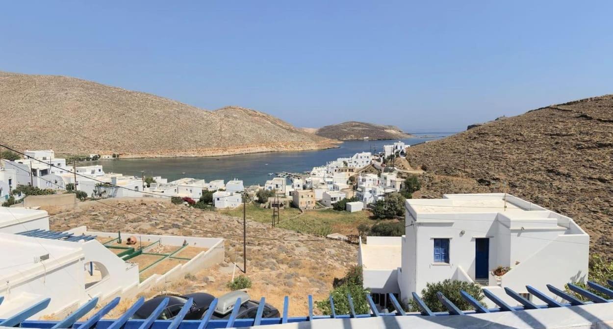 The Panorama Rooms To Let in Panormos, Greece