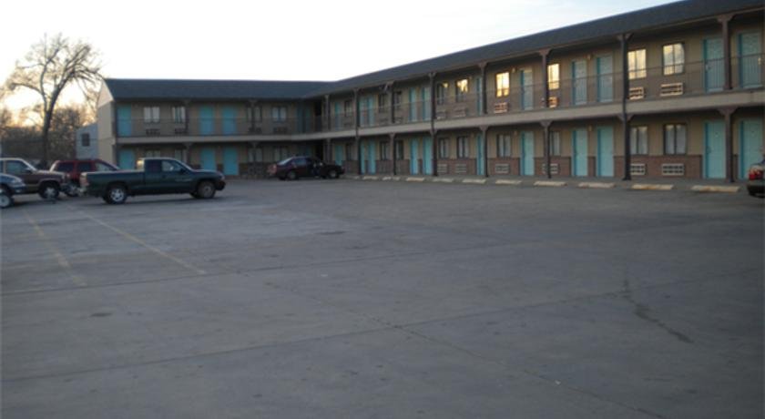 Heritage Inn - last minute hotel in Wichita