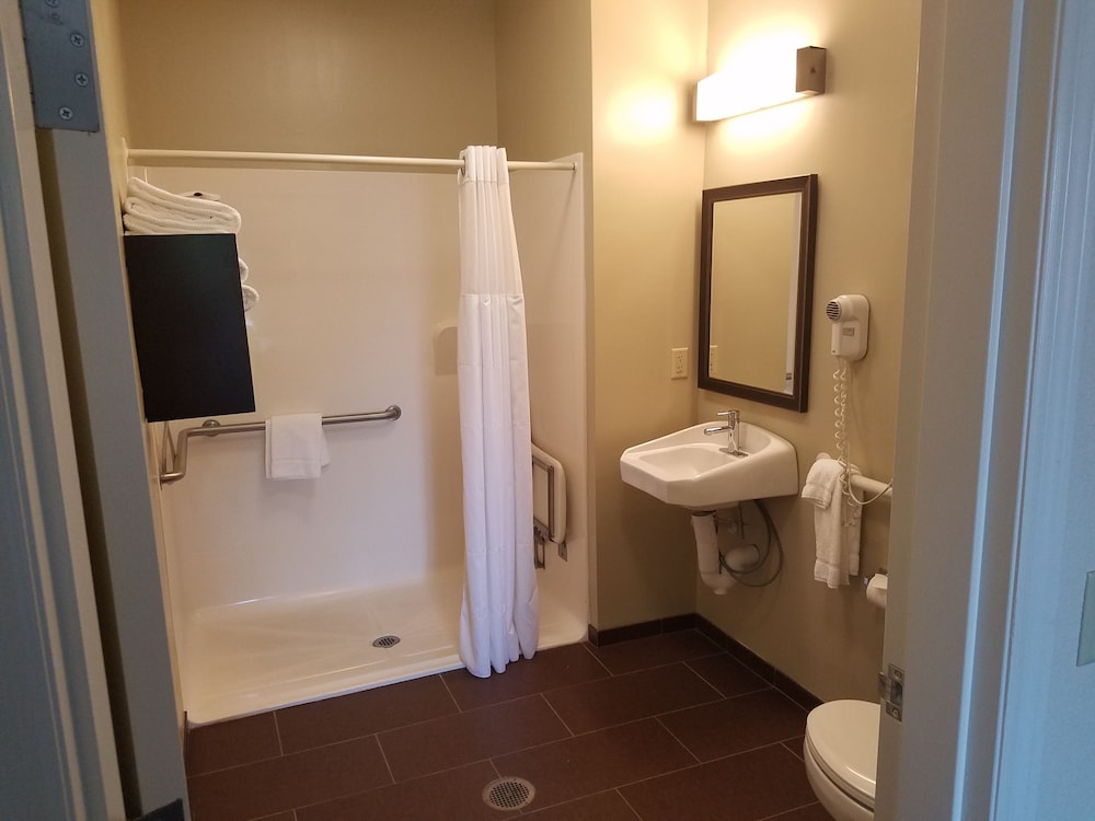 Staybridge Suites Cincinnati North by IHG - photo 54