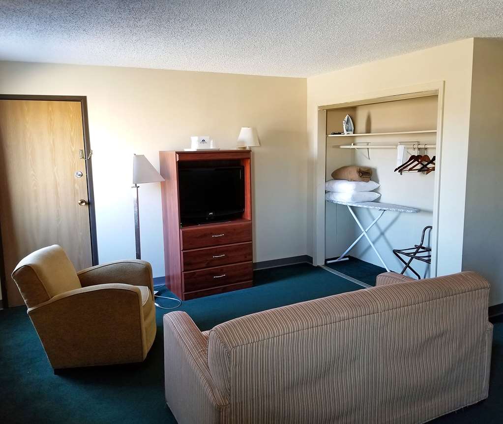 Americas Best Value Inn St. Louis South - photo 8