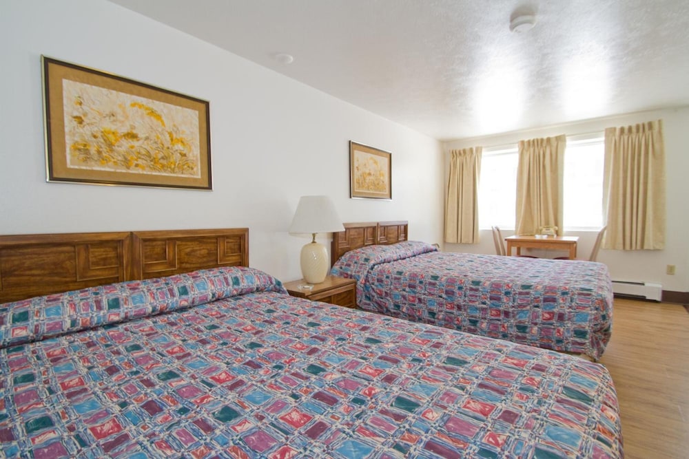 Brooks Street Motor Inn - photo 11
