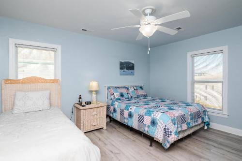 SeaSide by Oak Island Accommodations - photo 23