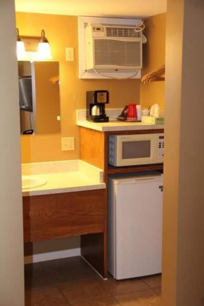 Lakeshor Motor Inn - photo 6