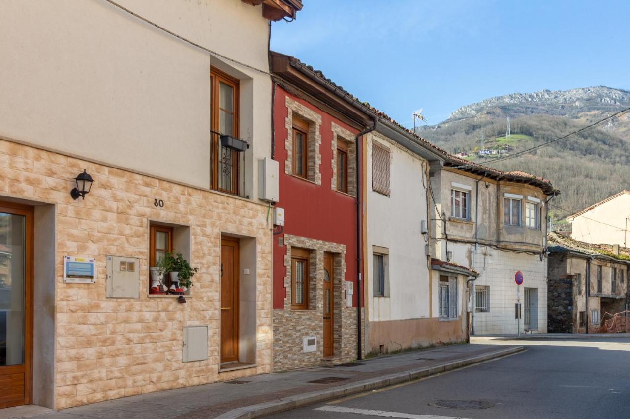 Ah El Escondite de Campomanes Vv3485as in Pola De Lena, Spain