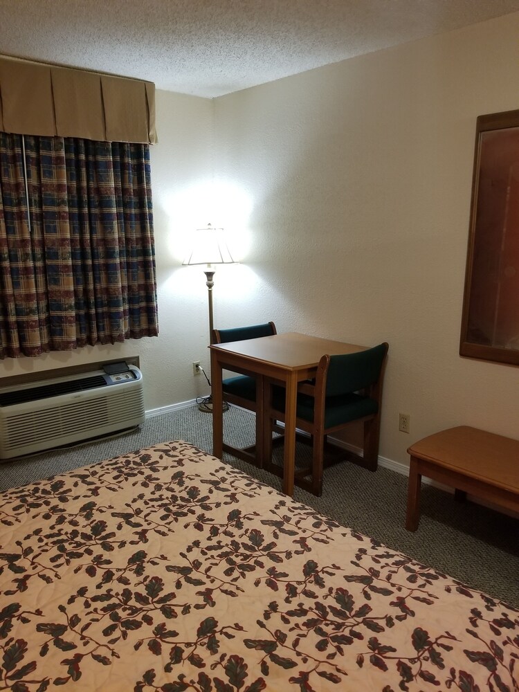 Eufaula Inn - photo 21