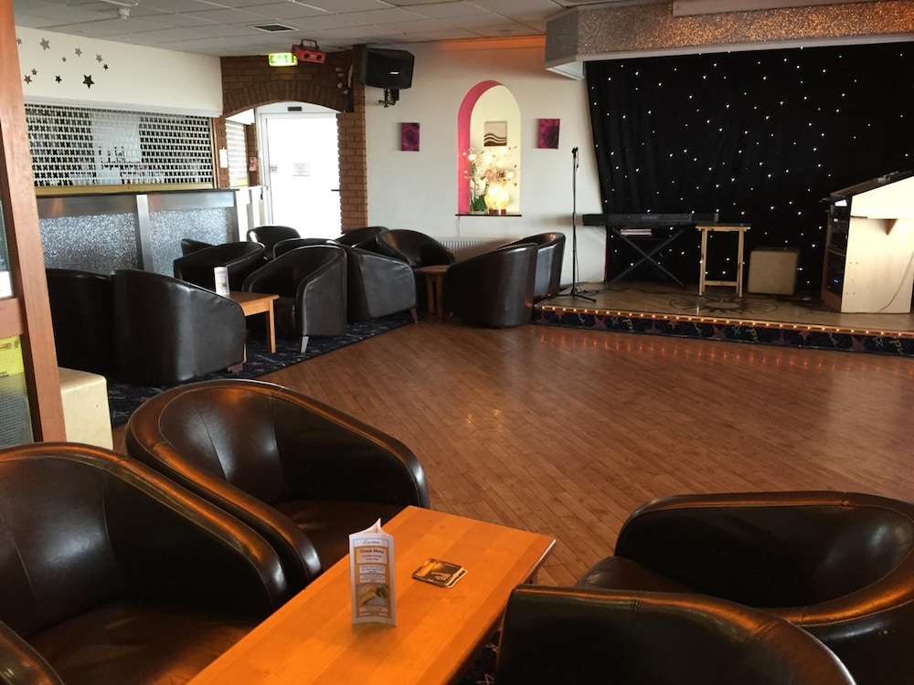 Lyndene Hotel — Blackpool — photo 3