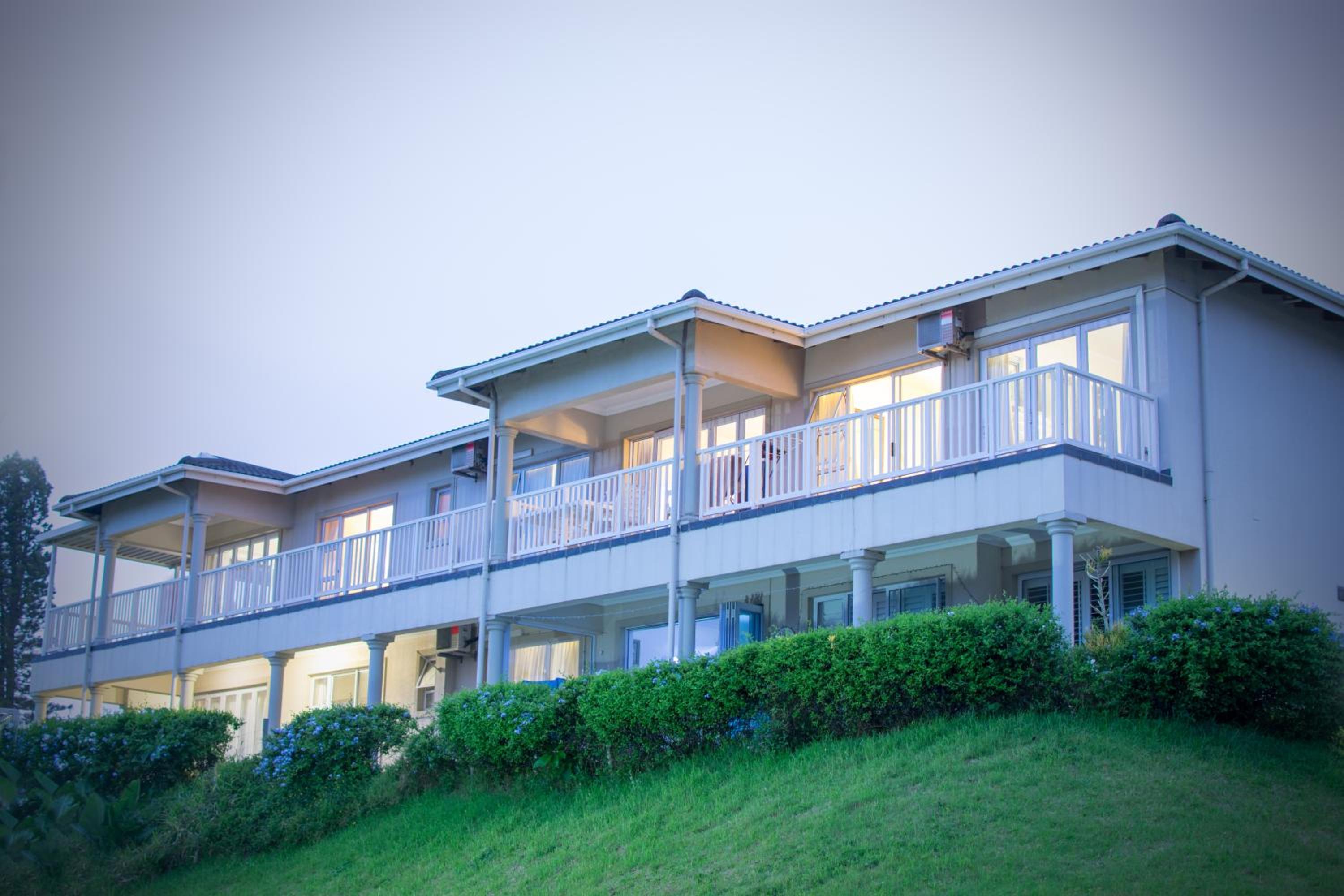 At Umzumbe Beach Apartments Mangrove Beach Estate Banana Beach — 4-Star Luxury Hotel in Port Shepstone, South Africa