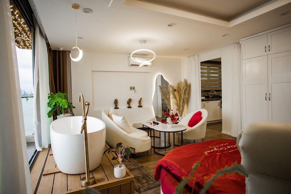 Ala Home Luxury Apartment 22313685 — Tay Ho