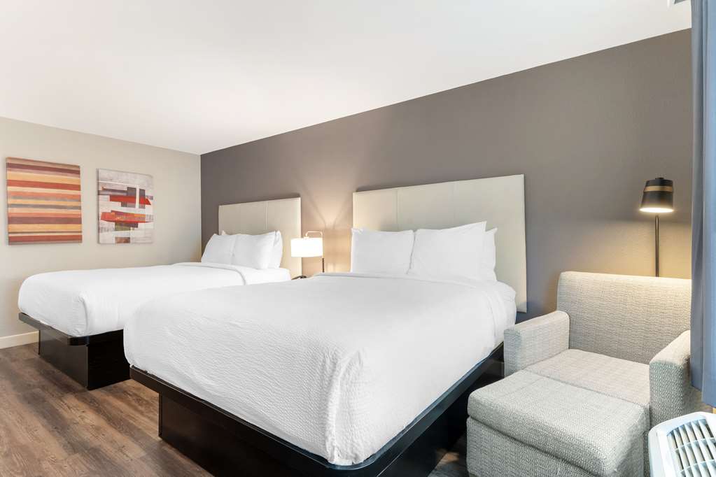 Best Western Plus Rancho Cordova Inn - photo 29