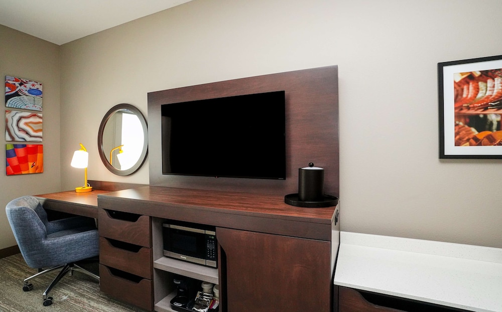 Hampton Inn Colorado Springs I 25 Central - photo 11