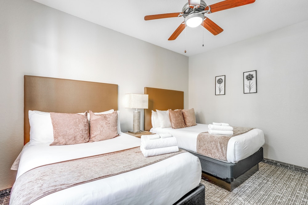 Disney Good Neighbor Resort Condo Less Than 4 Mi to WDW - photo 10
