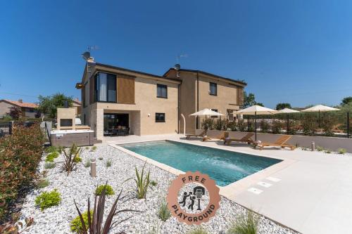 Villa San Vincenti — 4-Star Luxury Hotel in Porec, Croatia