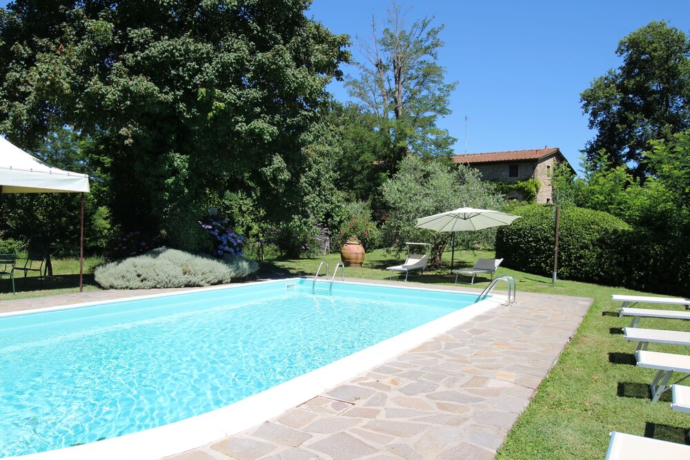 Casale Rupecanina - carbon neutral hotel in Vicchio