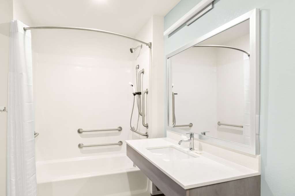 Woodspring Suites Savannah West Chatham Parkway - photo 23
