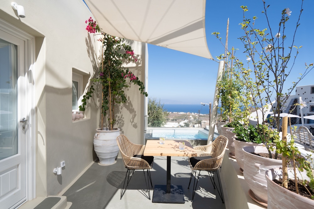Edem Boutique Suites — Oia — photo 2