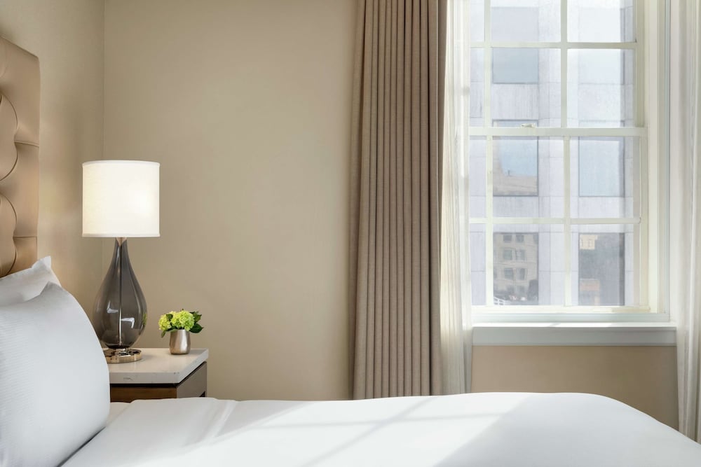 Hilton New Orleans St. Charles Avenue - photo 19