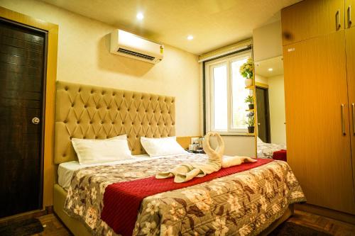 Rose Manor suites - carbon neutral hotel in Dehra Dun
