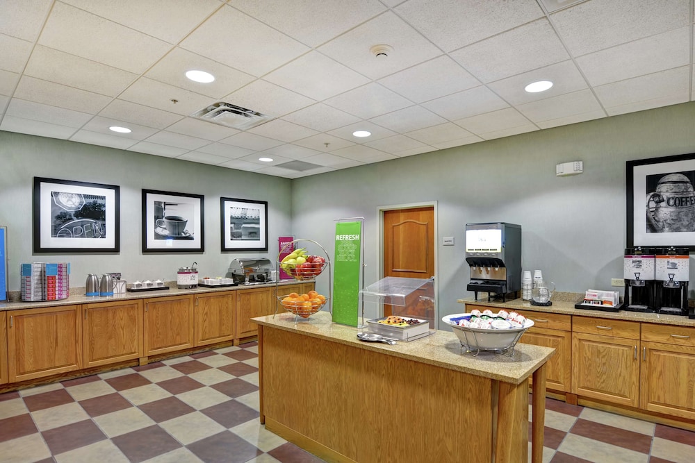 Hampton Inn Tunkhannock - photo 28