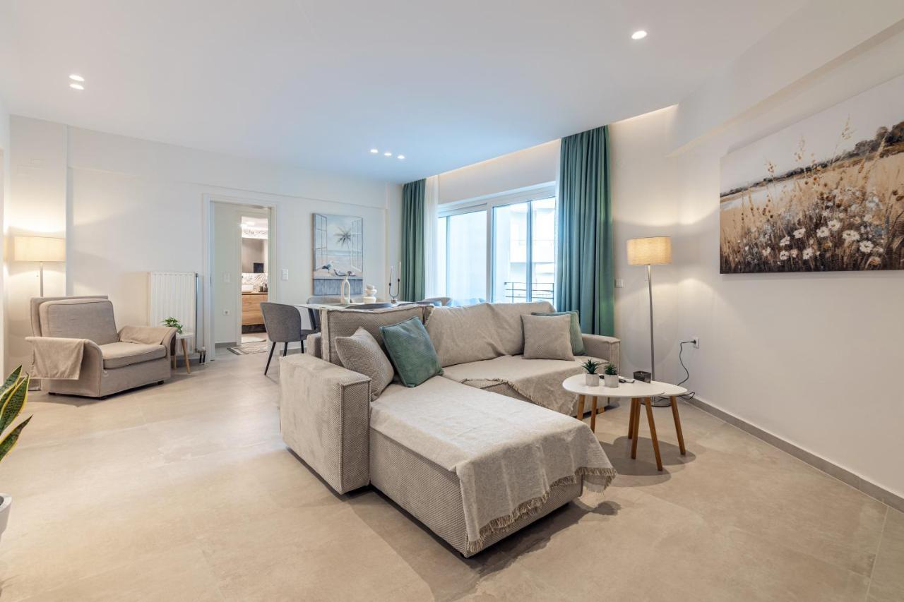 Casa Civique a Modern City Apartment with Balcony Parking Aircon & Elevator — 4-Star Luxury Hotel in Irakleion, Greece