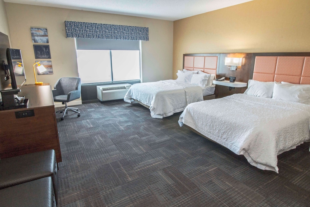 Hampton Inn & Suites Chesapeake Battlefield Blvd. - photo 16