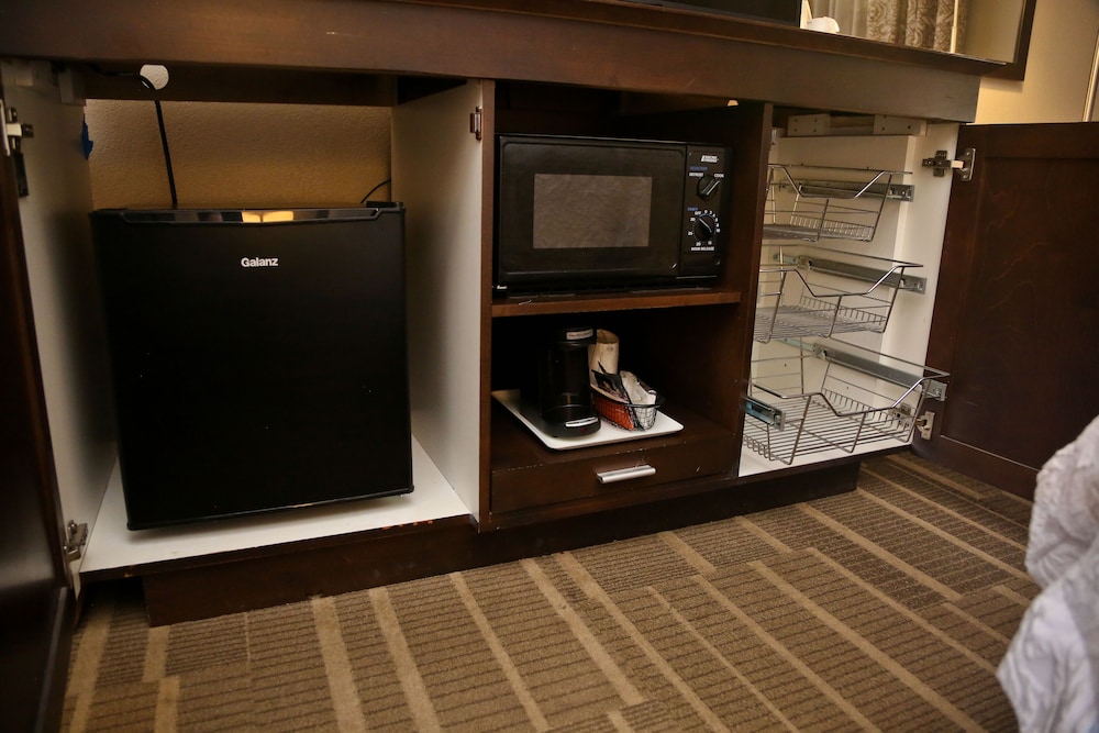 Hampton Inn Hammond - photo 25