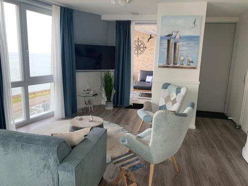Stylish apartment with sea view — 4-Star Luxury Hotel in Tholen, Netherlands