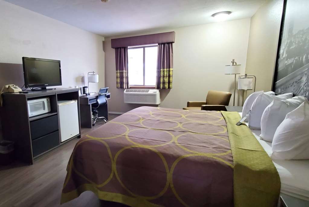 Super 8 by Wyndham Paris - photo 10