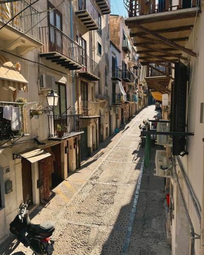 Stylish Apartment Steps from the Beach — 4-Star Luxury Hotel in Cefalu, Italy