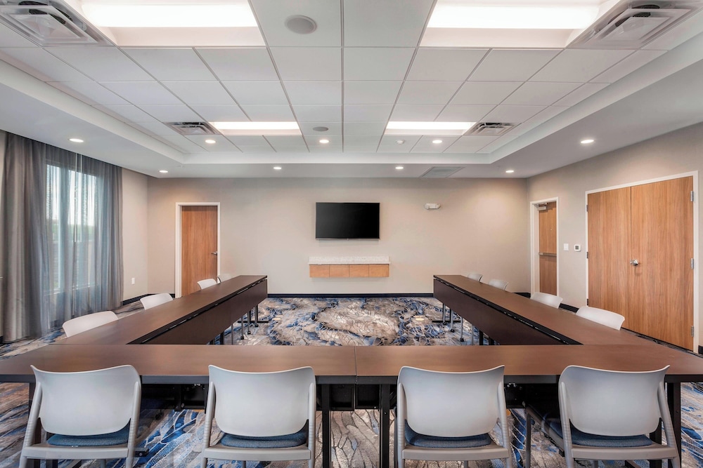 Fairfield Inn & Suites by Marriott Lebanon - photo 25