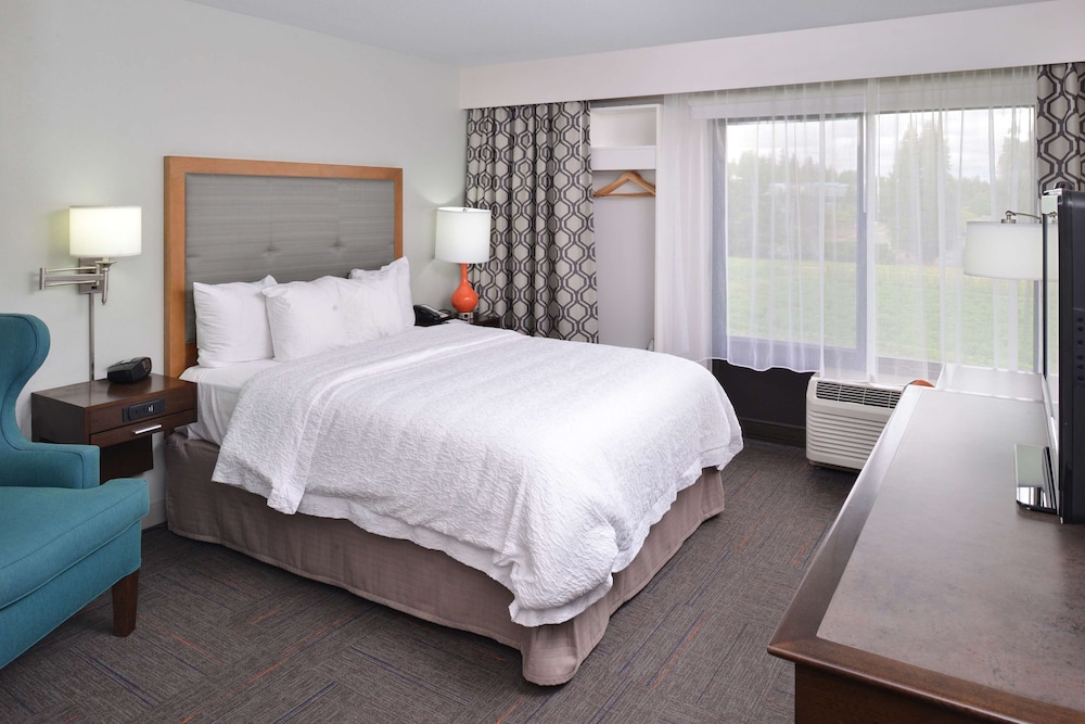 Hampton Inn Portland East - photo 2