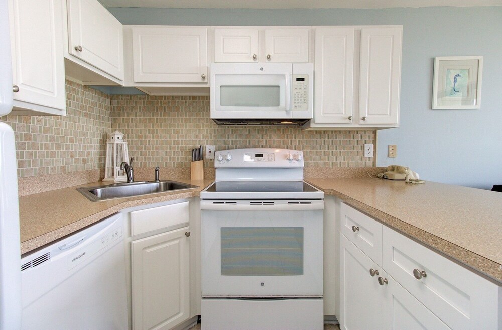 0101 Coastal Retreat by Atlantic Towers - photo 10