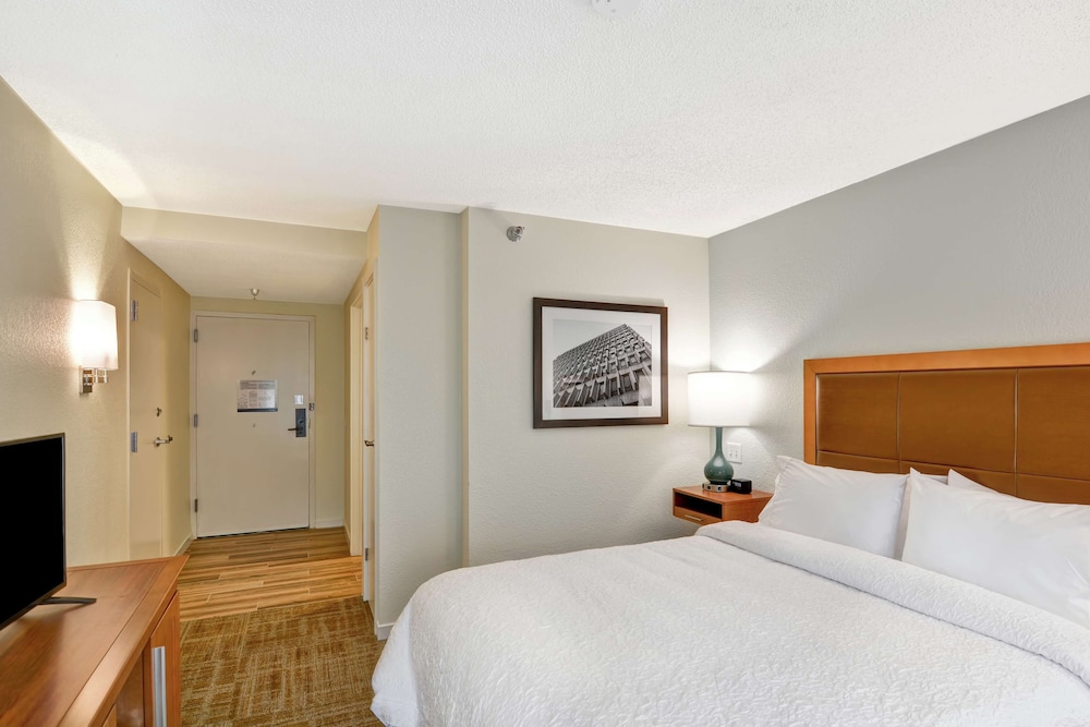 Hampton Inn Columbia I 26 Airport - photo 9