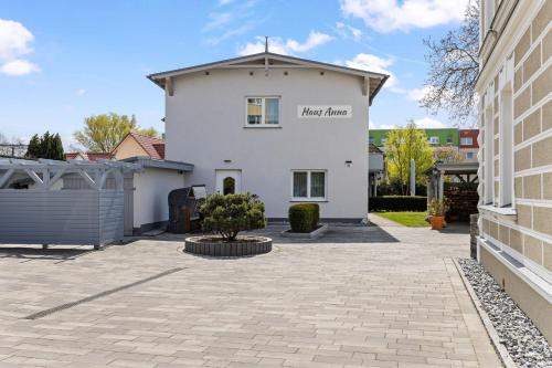 Ferienwohnungen Haus Anna OFC 26 — 4-Star Luxury Hotel in Ostseebad Kuehlungsborn, Germany