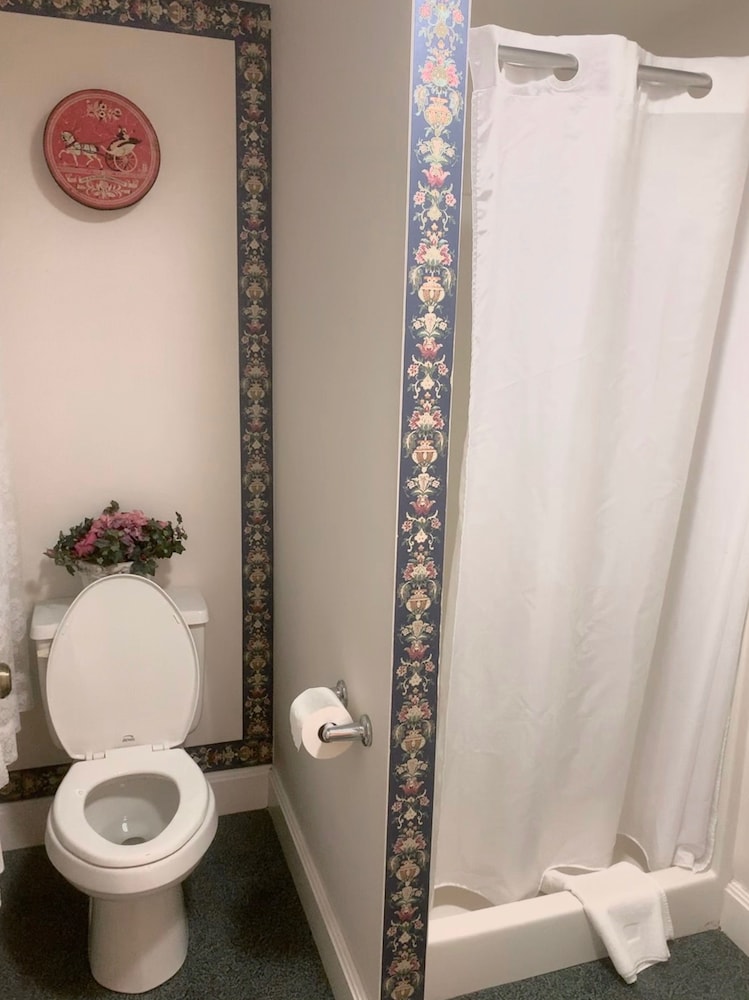 Old Orchard Beach Inn - photo 23