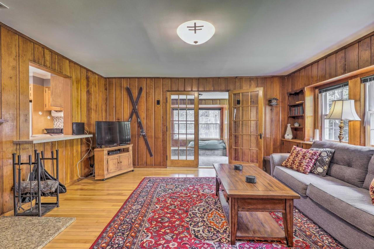 Franconia Escape On Half Acre With Fire Pit And Deck — Franconia