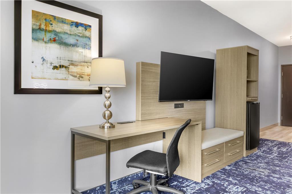 Best Western Plus Fort Worth Forest Hill Inn & Suites - photo 35