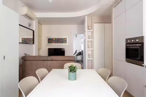 Silver House Navigli Tortona — 4-Star Luxury Hotel in Milan, Italy