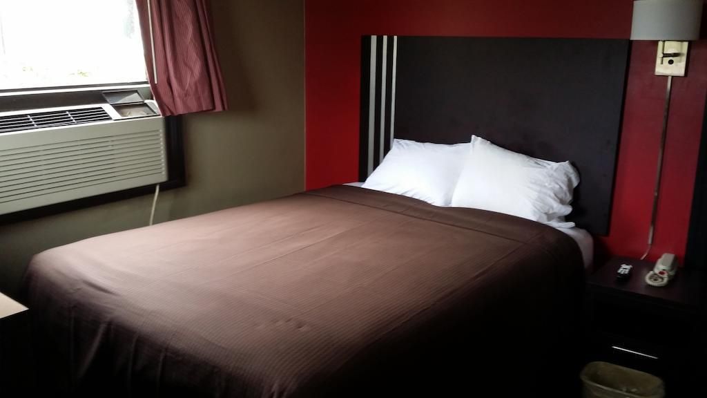 Rock Haven Terrace Motel - photo 4