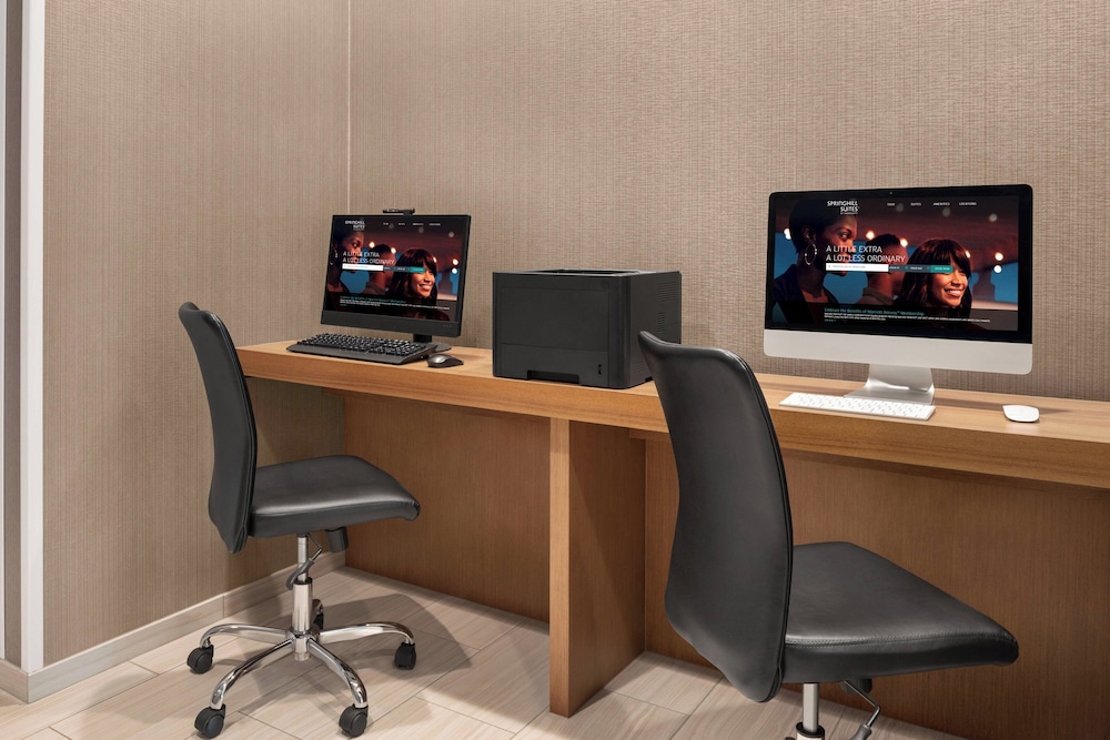 SpringHill Suites by Marriott Milwaukee West Wauwatosa - photo 22