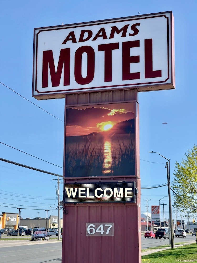 Adams Motel in Sault Ste. Marie, Canada