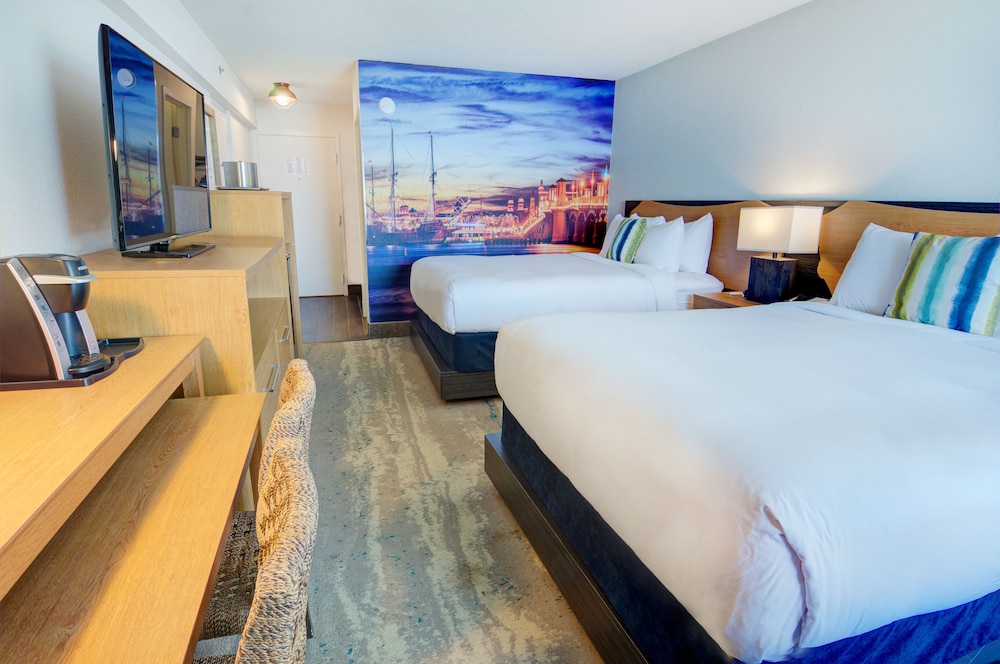 Guy Harvey Resort on St Augustine Beach - photo 6
