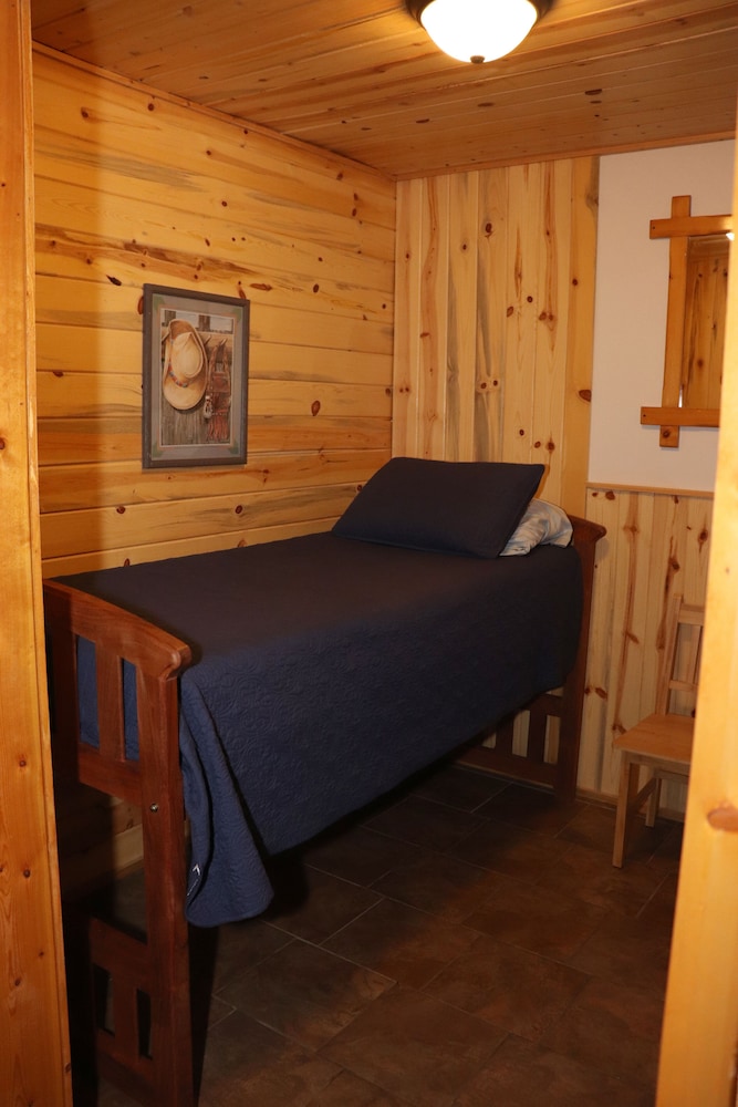 Yellowstone Valley Inn - photo 28