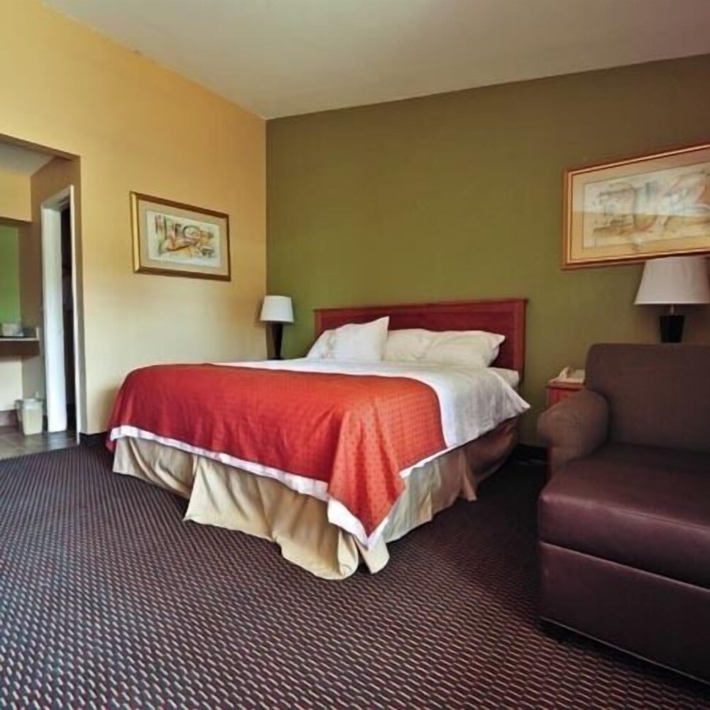 Relax Inn Guin - photo 6