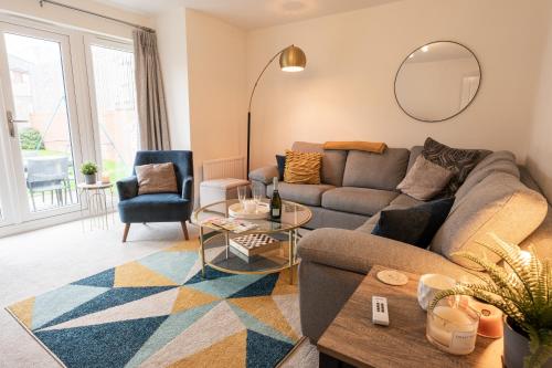 Great 4 bedroom home with garden on the Wirral Peninsula — 4-Star Luxury Hotel in Birkenhead, United Kingdom
