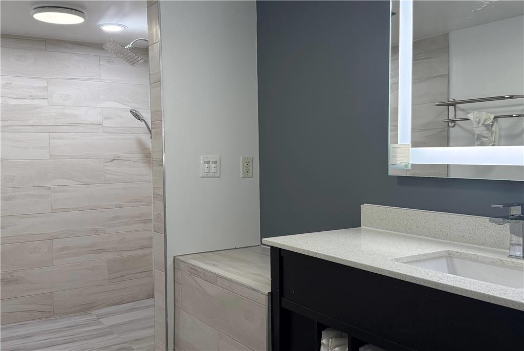 Wingate by Wyndham Indianapolis Airport Rockville Rd. - photo 38