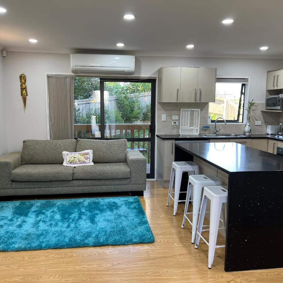 Beautiful 2 Bedroom Home — 4-Star Luxury Hotel in Auckland, New Zealand