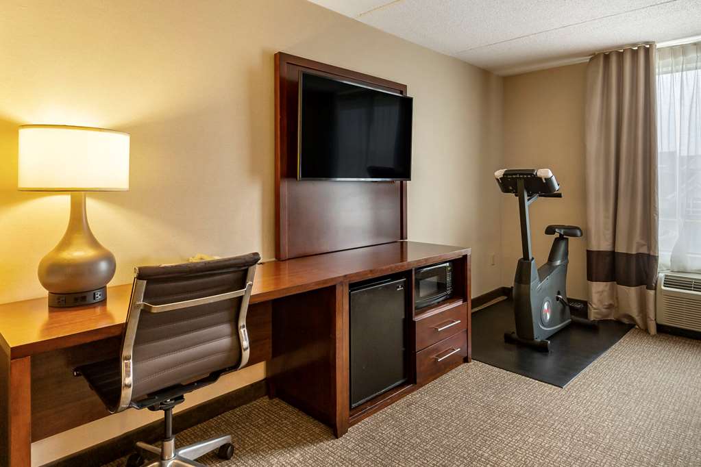 Comfort Suites Manassas Battlefield Park - photo 26