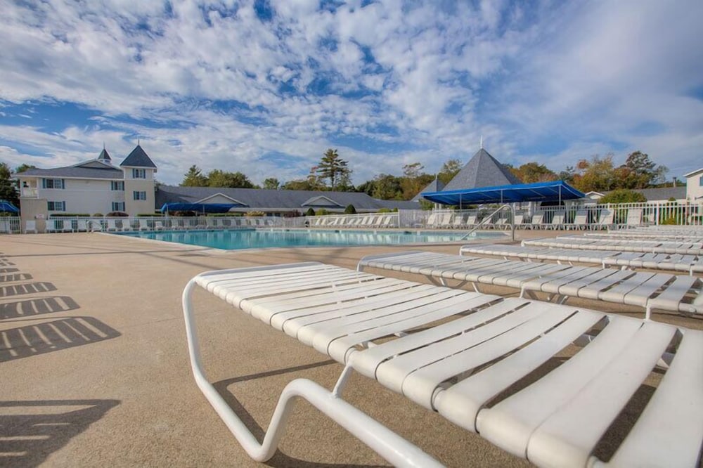 Ogunquit Hotel & Suites - photo 57